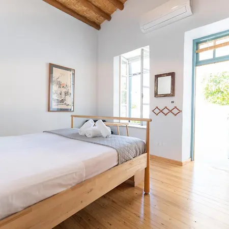 1927 Heritage House - Indoor Garden , Old Feriehus *