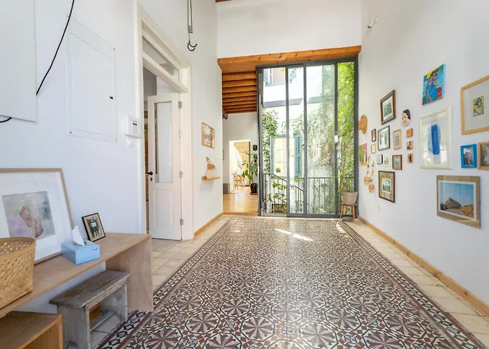 1927 Heritage House - Indoor Garden , Old בית נופש ניקוסיה